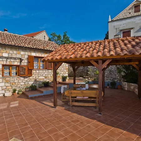 Kate -with Private Pool And Bbq Villa Brusje