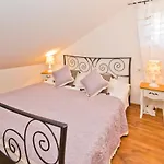 Villa Kate -with Private Pool And Bbq *