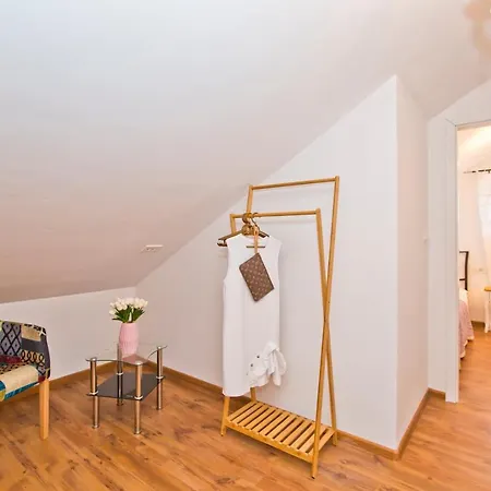 Villa Kate -with Private Pool And Bbq